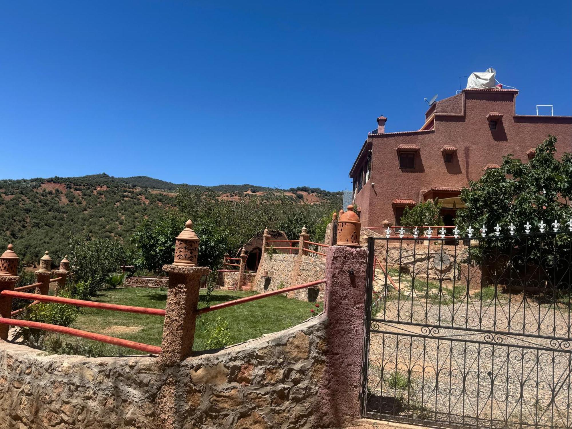 Gite Marbie Maison Rurale, Une Experience Naturelle Unique, Au Coeur Du Moyen Atlas, Maroc Kasba Tibouda Eksteriør billede