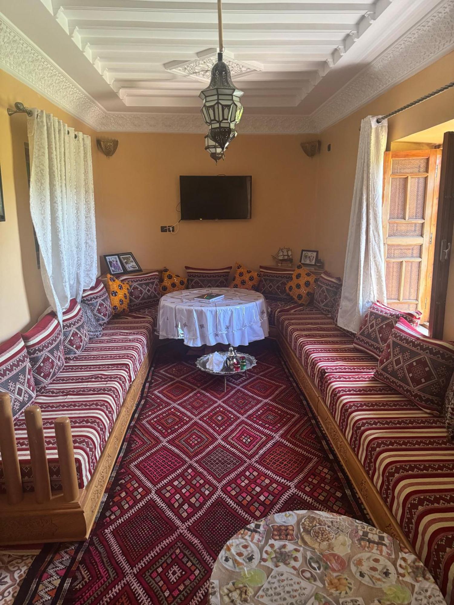 Gite Marbie Maison Rurale, Une Experience Naturelle Unique, Au Coeur Du Moyen Atlas, Maroc Kasba Tibouda Eksteriør billede