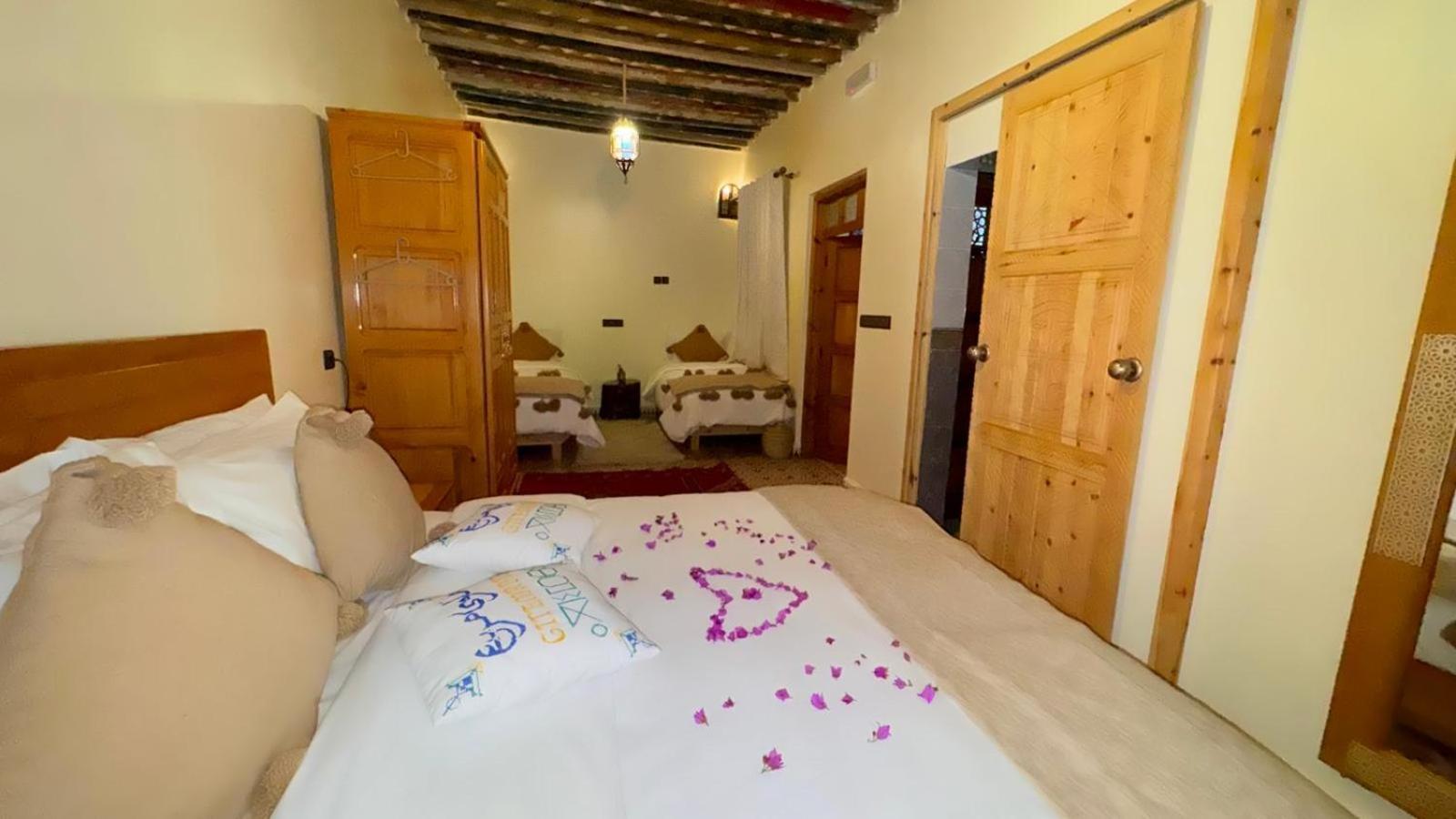 Gite Marbie Maison Rurale, Une Experience Naturelle Unique, Au Coeur Du Moyen Atlas, Maroc Kasba Tibouda Eksteriør billede